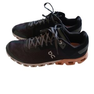 On Cloudflow  Running Women's Rock Rose  Running Shoes